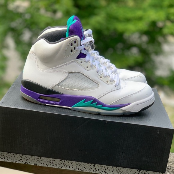 Jordan 5 “Grape” (2013)